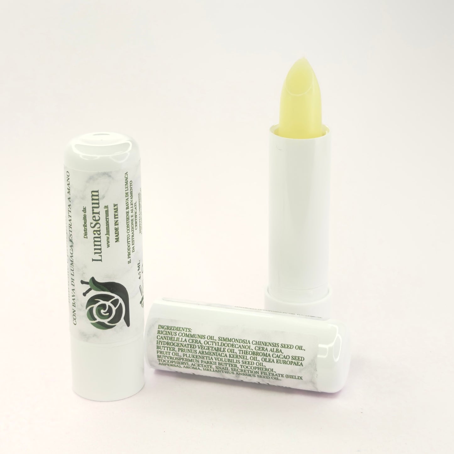 Balsamo Labbra con Burro di Cacao e Karité, Olio di Jojoba, Oliva, Ricino e Albicocca e Vitamina E